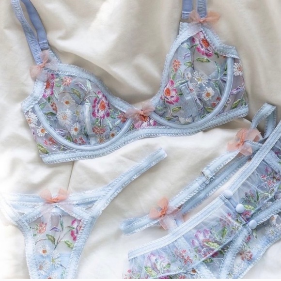 For Love And Lemons Tops For Love Lemons Garden Embroidery Bra Poshmark